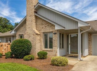 402 Broughton Dr, Greensboro, NC 27410