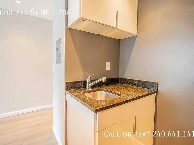 3000 7th St NE #206 — Photo 6