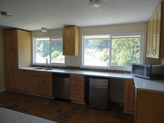 4th image of 4507 S 52nd St