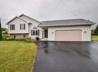 1661 Mapleridge Cir, Sobieski, WI 54171