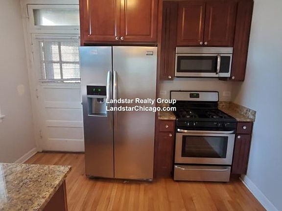 3rd image of 2259 W Eastwood Ave APT 2N