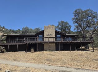 24441 Serra Pl, Tehachapi, CA 93561