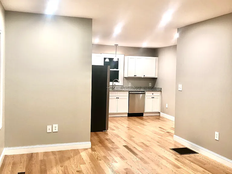 78 Orleans St #1 — Photo 19