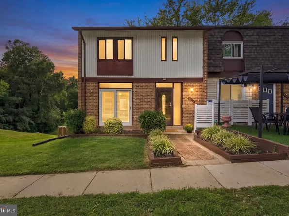 12674 Dulcinea Pl, Woodbridge, VA 22192