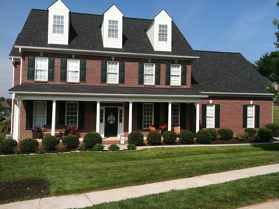 1st image of 323 Willow Walk Ln