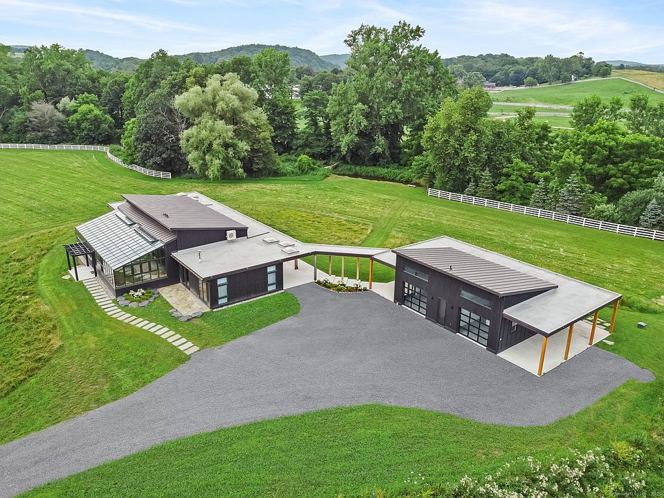 1st image of 476 Carpenter Hill Road