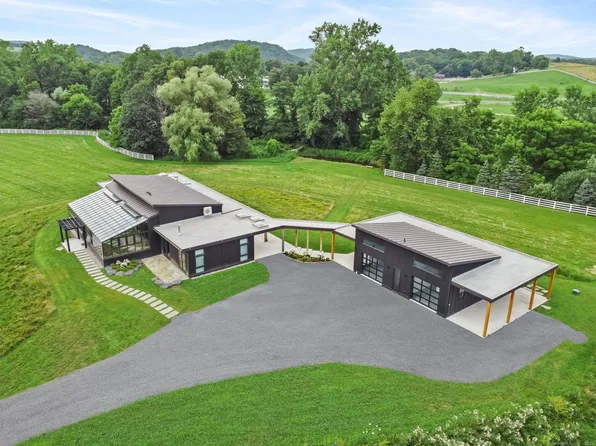 476 Carpenter Hill Road, Pine Plains, NY 12567