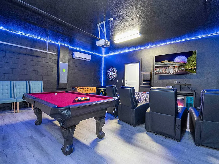 Building's Lounge