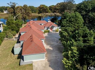 2021 Creek Rd, Kitty Hawk, NC 27949