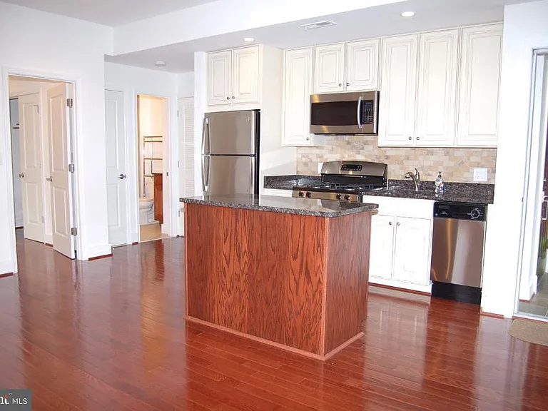 3211 Georgia Ave NW #A — Photo 13