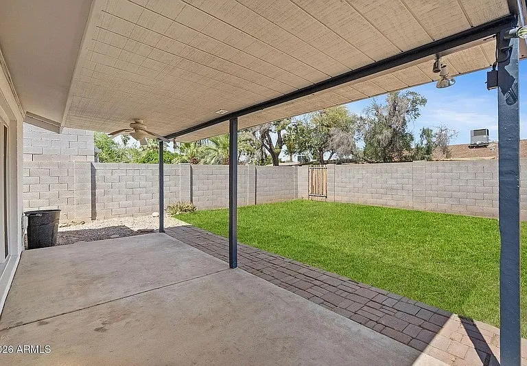 1664 E Del Rio Dr — Photo 28