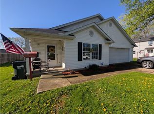 9552 Cloverleaf Rd, Windham, OH 44288