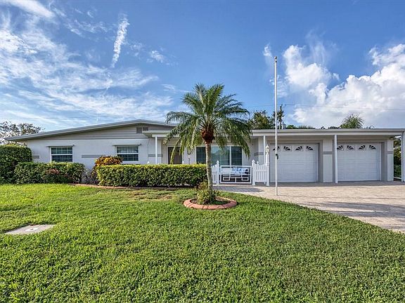 3rd image of 3126 Bougainvillea St
