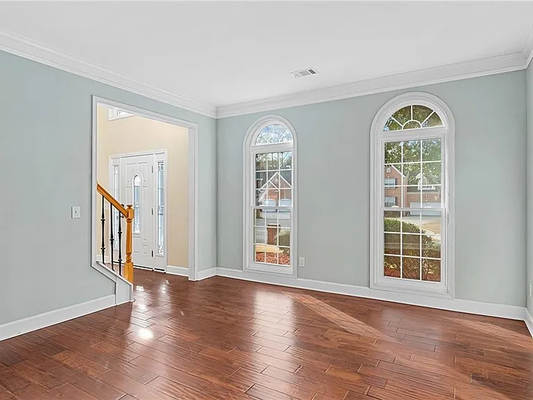 560 Kimball Crest Ct — Photo 8