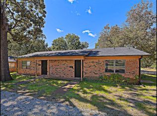 303 S Virginia St #303, Troup, TX 75789