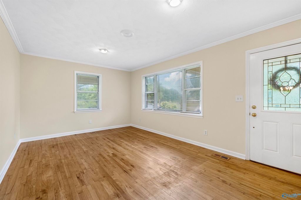 407 Bowles Bridge Rd, Hartselle, AL - View 2