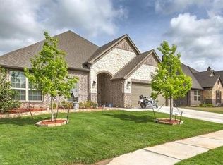 2760 Chimney Rock Rd, Burleson, TX 76028