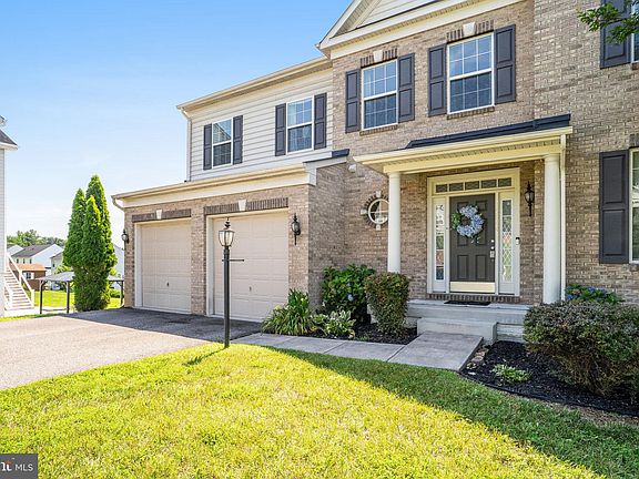 4th image of 15844 Eagle Feather Dr