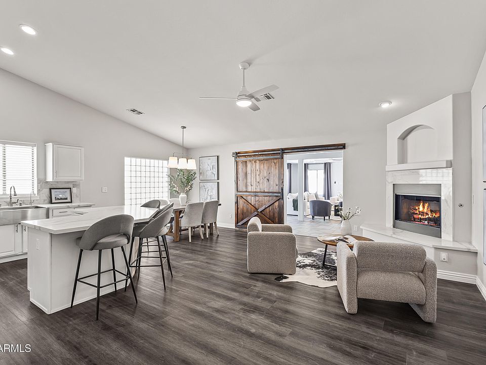 1st image of 3146 E MONTEROSA Street