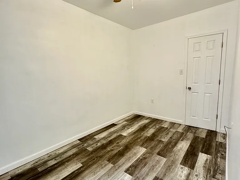 1828 E Orleans St — Photo 15