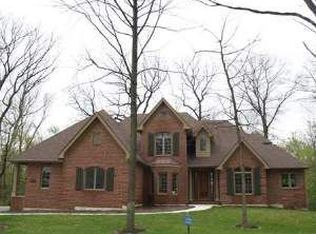 245 Hampshire Ct, New Lenox, IL 60451