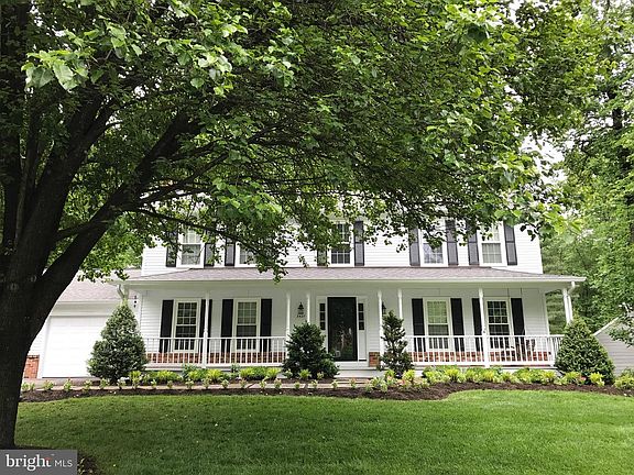 2nd image of 3427 Valewood Dr