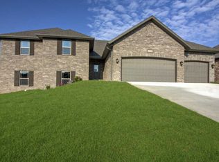 2348 N Citation Ave, Springfield, MO 65802