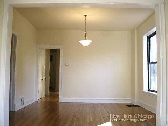 3rd image of 2553 N Spaulding Ave #32871