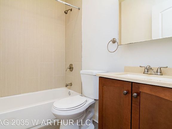 3rd image of 6446 N Seeley Ave #2