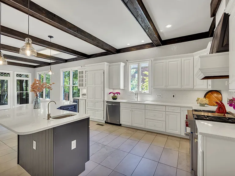 3924 Butler Springs Way — Photo 38