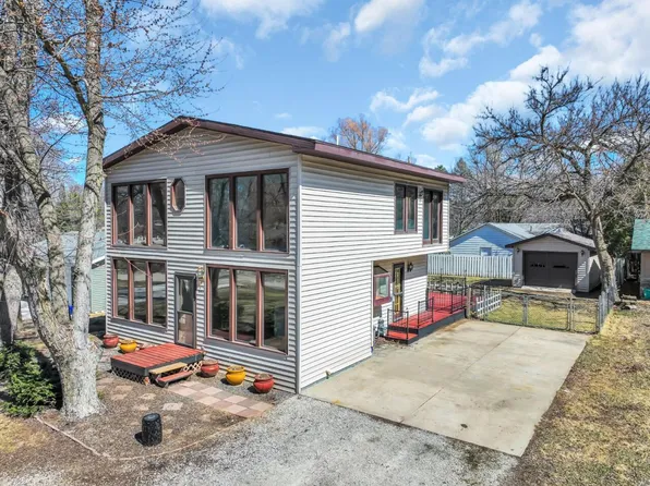 8417 Wren STREET, Burlington, WI 53105