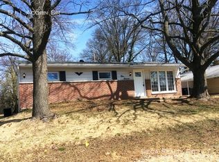 511 Acorn Dr, Saint Louis, MO