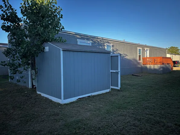 115 Roelke Dr, Sherman, TX 75092