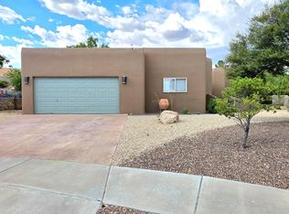 2011 Desert Springs Ct, Las Cruces, NM 88011