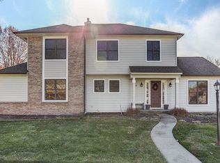 1515 Devonshire Dr, Champaign, IL 61821