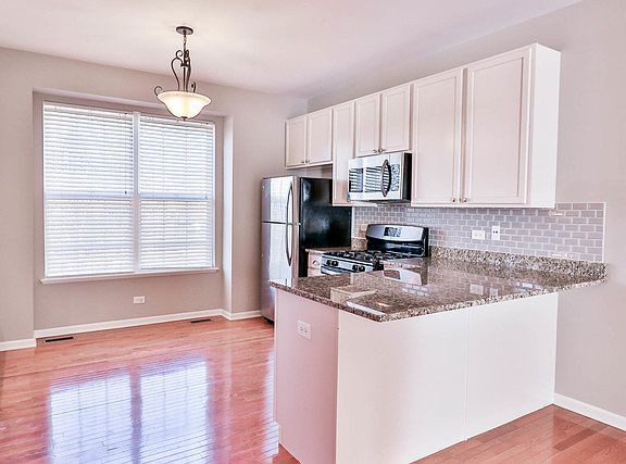 2nd image of 132 Jackson St #132