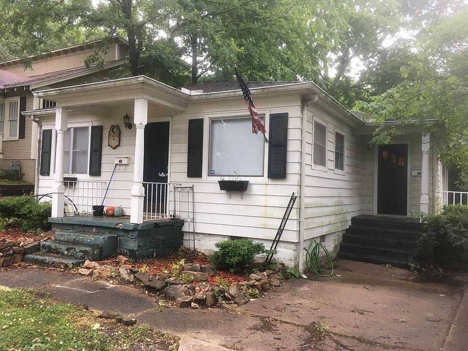 1st image of 4220 B St #A