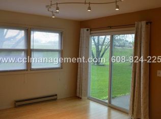 79 Tower Dr, Sun Prairie, WI 53590