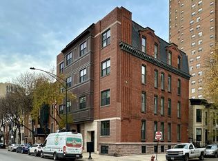 851 N La Salle Dr #S2, Chicago, IL 60610