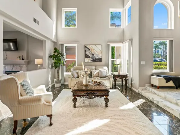 14082 Montfort Ct, San Diego, CA 92128