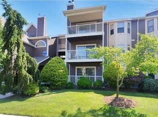 230 Blew Ct, East Brunswick, NJ 08816
