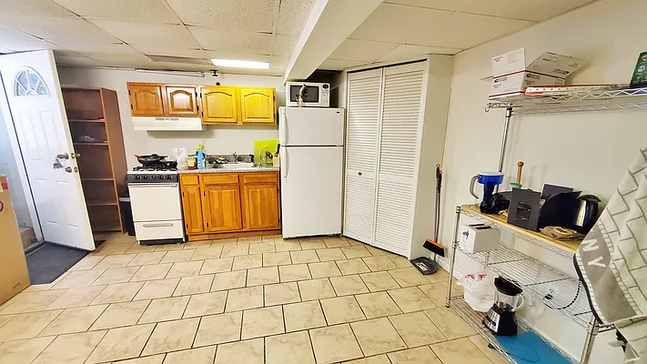 Rented by Azure Realty NY LLC | media 3