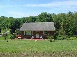 509 Mount Tabor Rd, Coal Center, PA 15423