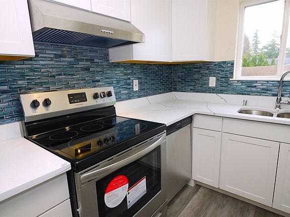 3rd image of 1419 S Thurston Street