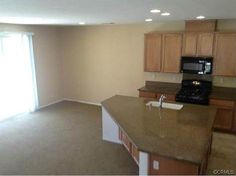 2nd image of 2750 E Oak Hill Dr Unit 33