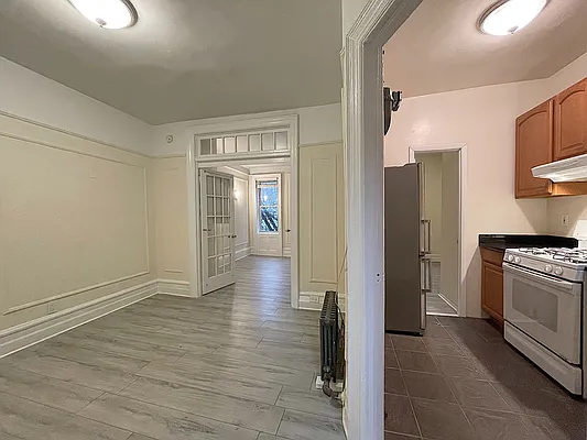 Rented by Compass | media 21