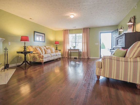 4th image of 303 Stewart Springs Dr