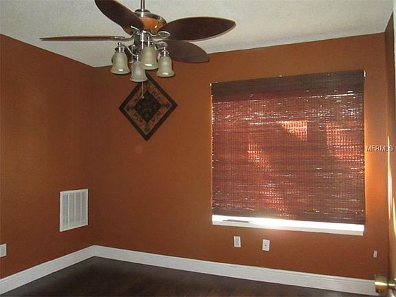 5th image of 4113 Longfellow Dr
