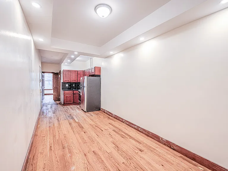 1412 De Kalb Ave #3R — Photo 11