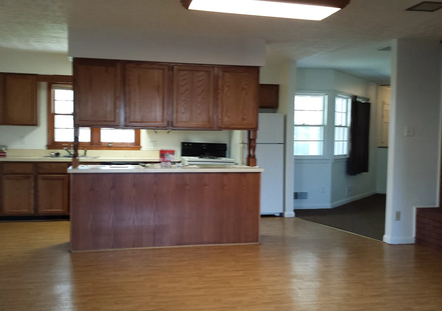 5 Bedrooms, 2 Bath House with Attached Garage — Photo 3